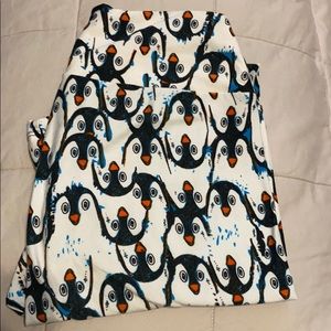OS lularoe penguin leggings